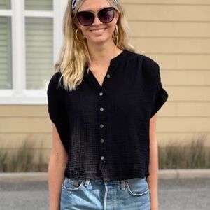 Felicite Apparel Short Sleeve Top Boxy Cotton Gauze Black Size Medium